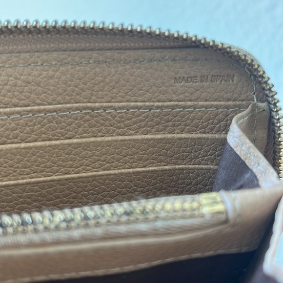 Chloe Paraty Long Zip Wallet, Rock - Picture 10 of 16